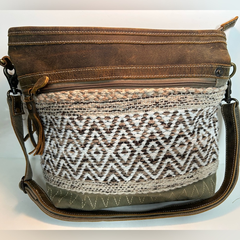 Myra Blending Taste Shoulder Crossbody Bag